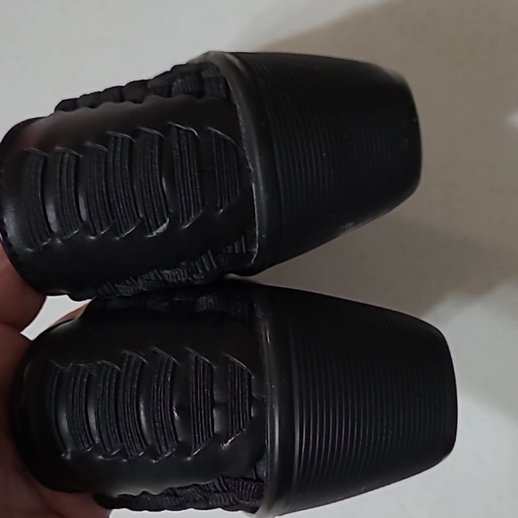 Baretraps Ulricka black basketweave wedges size 8.5 - Picture 7 of 10